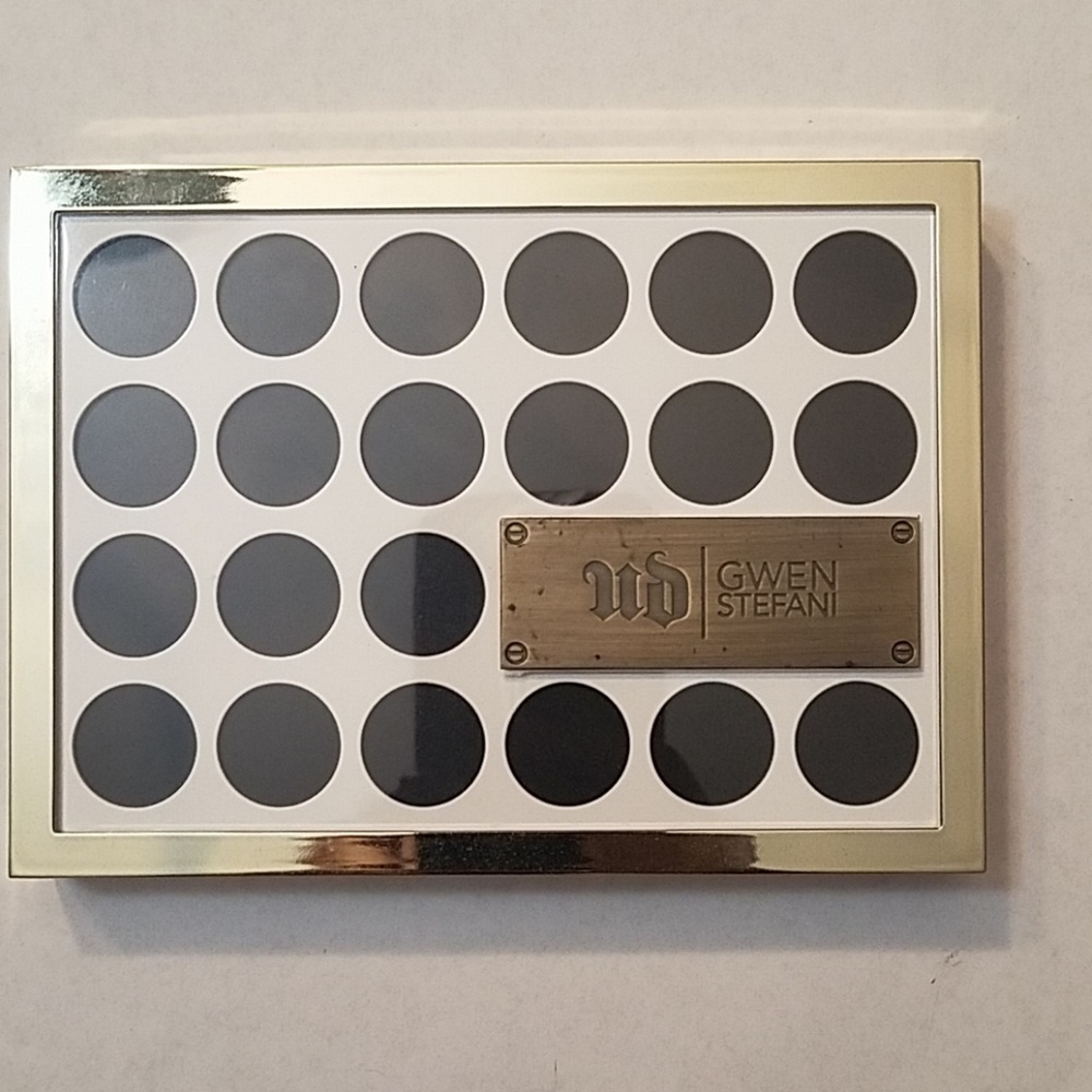 Urban Decay Gwen Stefani